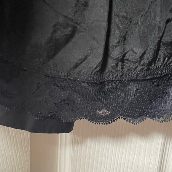 TRINA TURK Black Skirt A Line  Lace Lining Knee Length Womens Size 12 - Picture 5 of 7